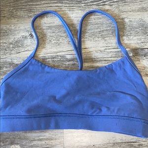 Lululemon Nulu bra will fit 4/6